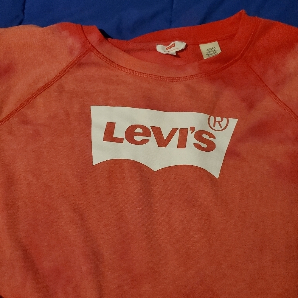 Levi’s Women’s Plus Size Red Acid Wash Tie Dye Sweatshirt Batwing Logo 2X - Picture 5 of 7